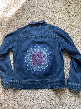 Cabela's Blue Denim Jacket with Custom Multicolor Mandala Embroidery NWOT